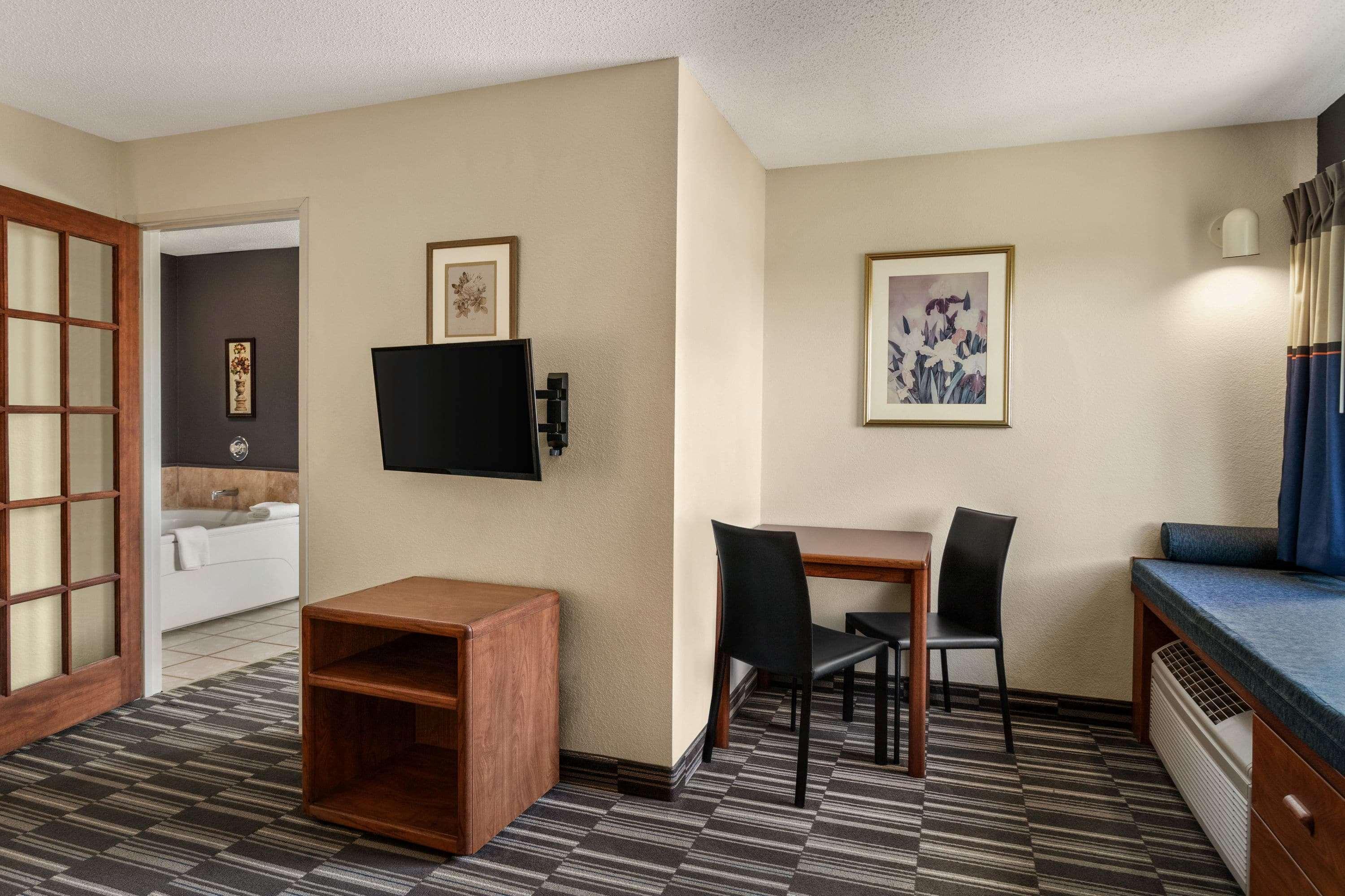 Microtel Inn And Suites - Inver Grove Heights מראה חיצוני תמונה